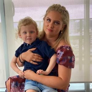 Meet your Posher, Ashley